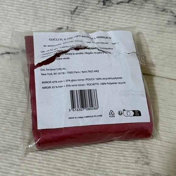 Gucci Beauty Flora Compact Mirror Antique Floral Design with Burgundy Snap Pouch - Picture 11 of 15